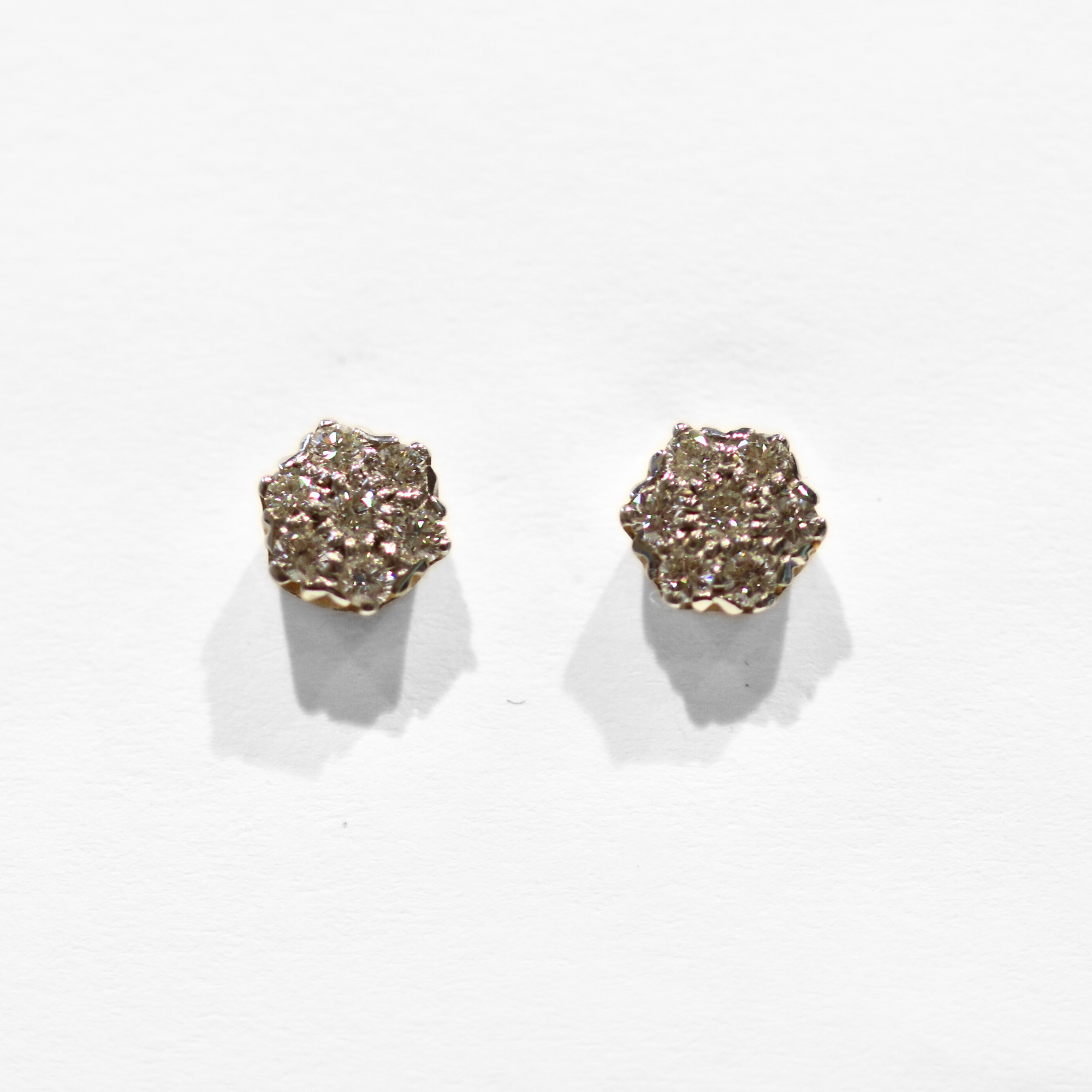 Picture of Natural Diamond Studs